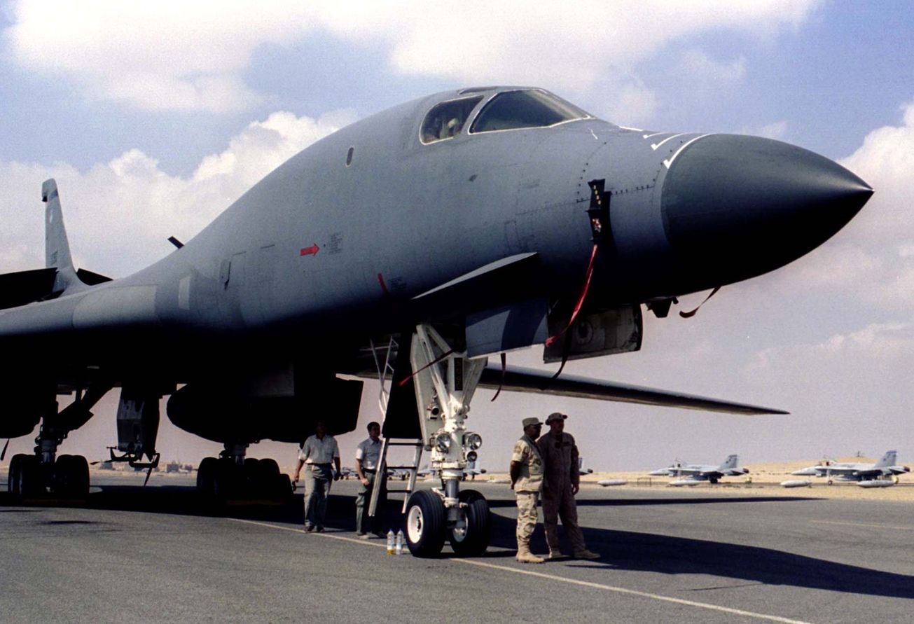 Rip B-1 Bomber: The Air Force Wants A Shiny New B-21 Instead | The ...